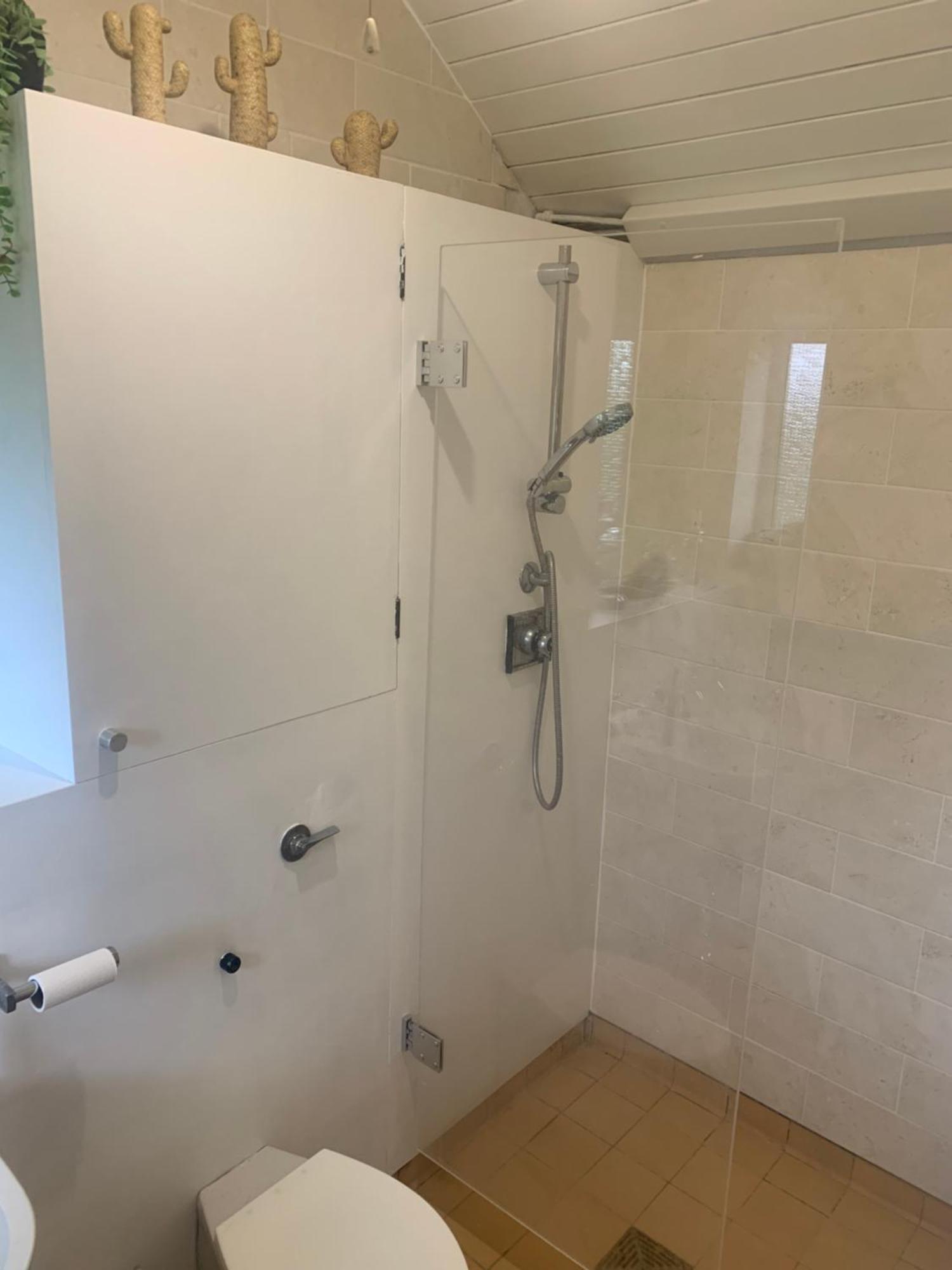 Newly Refurbished One Bedroom With Additional Sofa Bed Self Contained Flat In Garden Abbots Langley