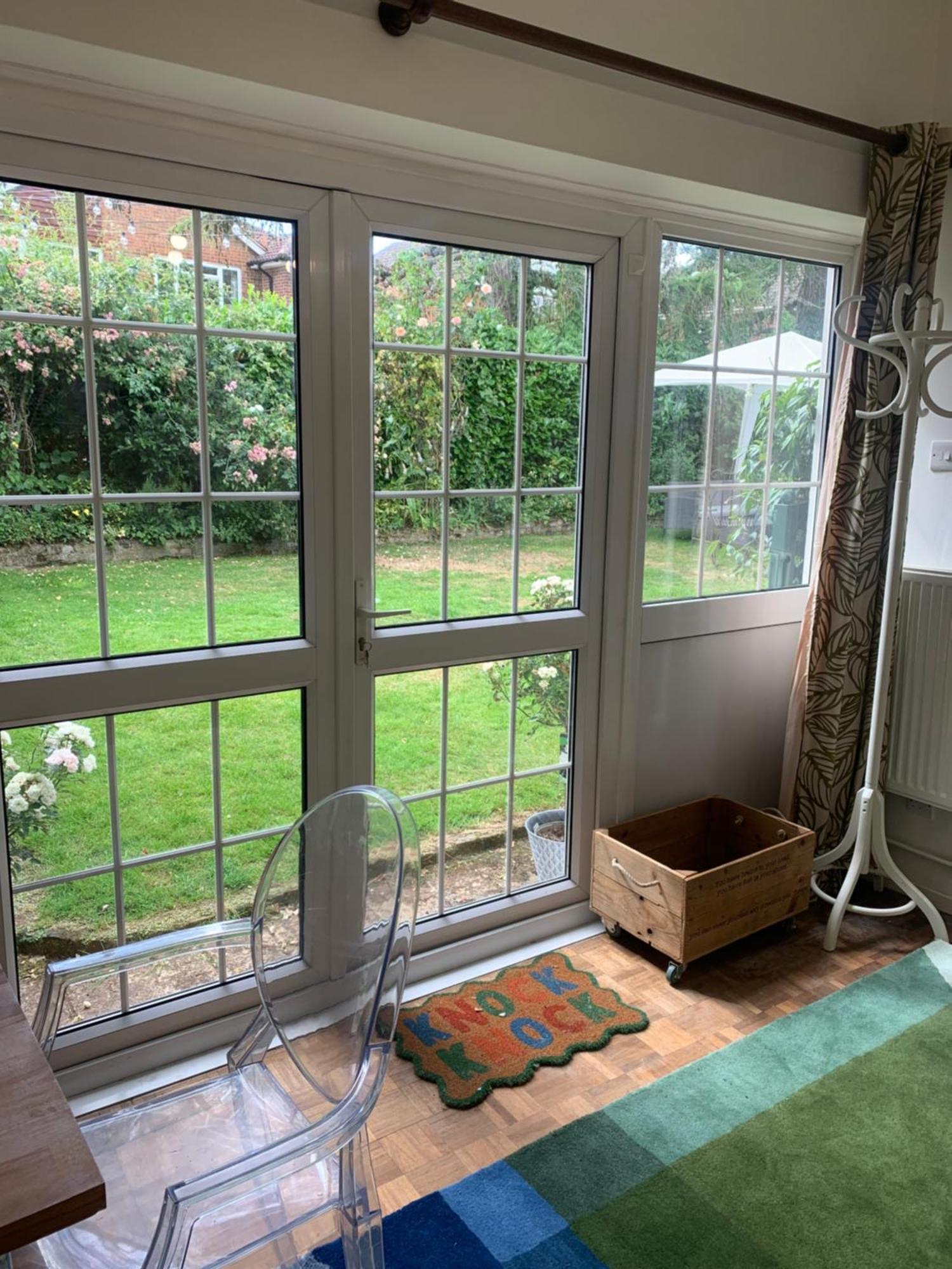 Newly Refurbished One Bedroom With Additional Sofa Bed Self Contained Flat In Garden * Abbots Langley