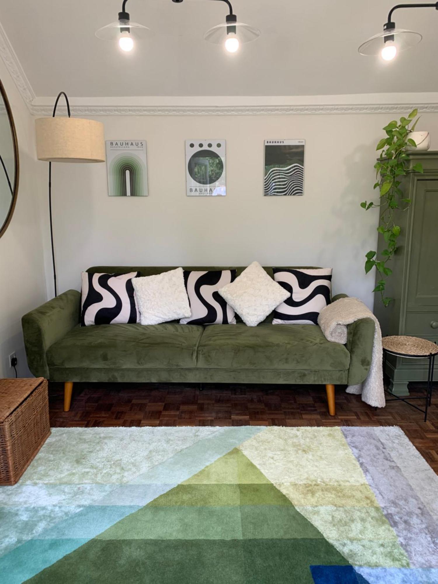 Newly Refurbished One Bedroom With Additional Sofa Bed Self Contained Flat In Garden Apartment Abbots Langley